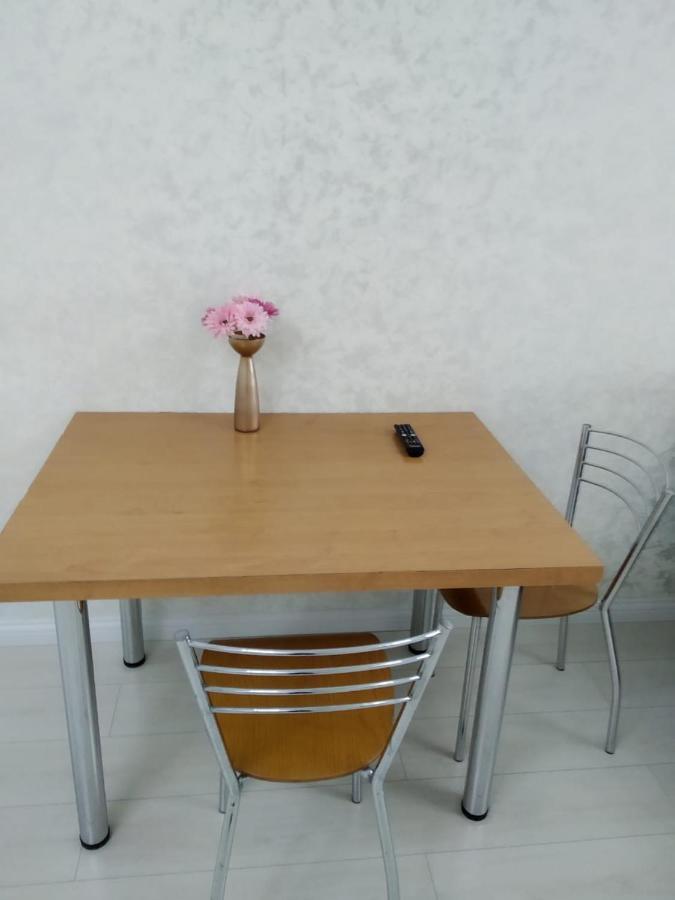 Молодежный Apartment Almaty Bagian luar foto