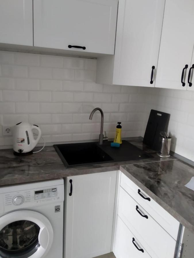 Молодежный Apartment Almaty Bagian luar foto